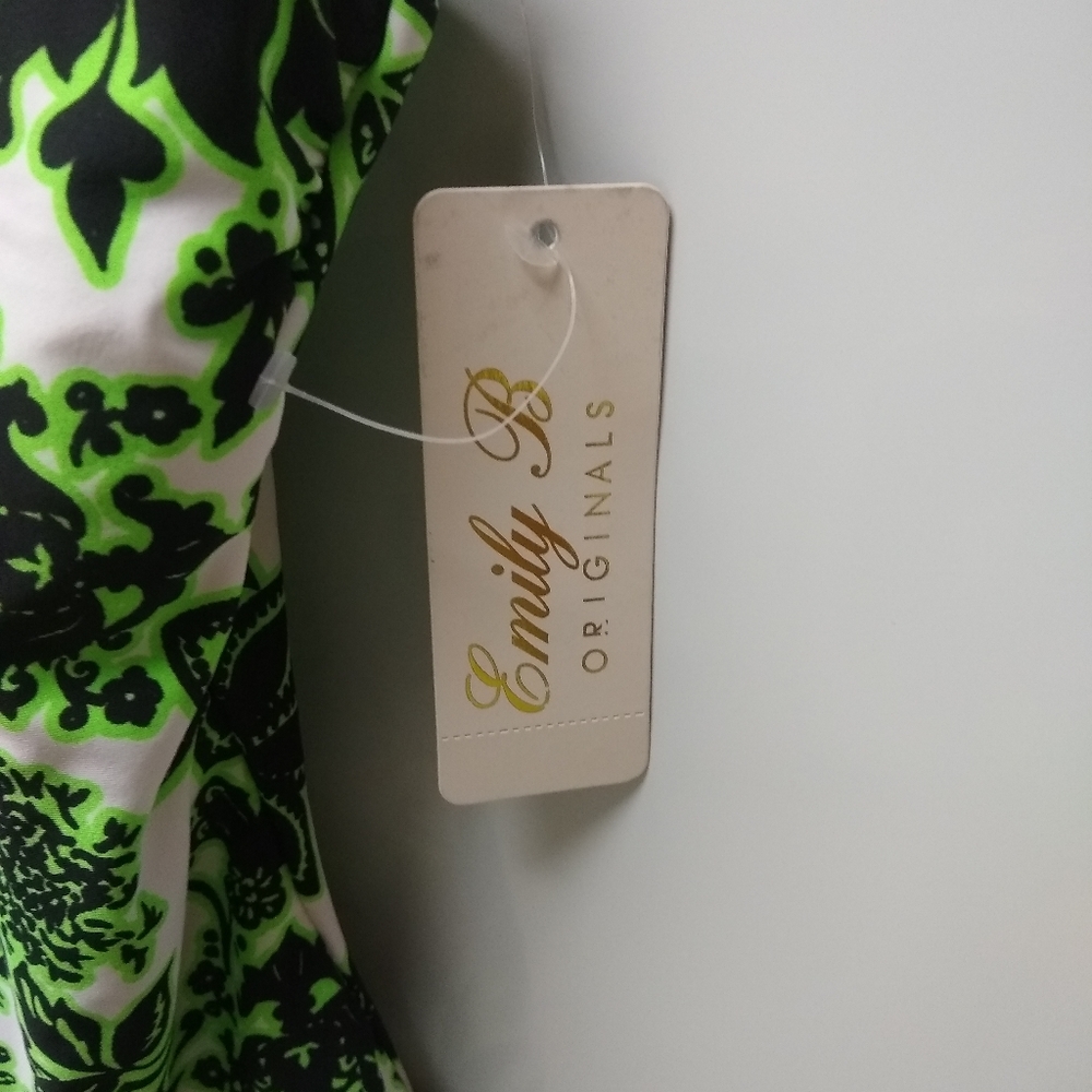 NWT Emily B Originals White Black Neon Green One Piece Floral Swimsuit - Size XL - Picture 2 of 11